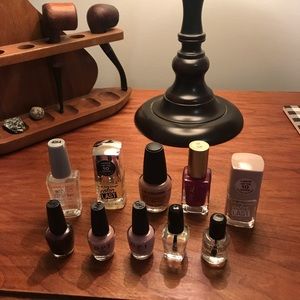 10 item Nail Polish:  OPI, LA Colors, L’Oréal, Wet n Wild, Sally Girl, Hard/Nail